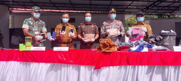 Cabjari Tanjungbatu Musnahkan Barang Bukti